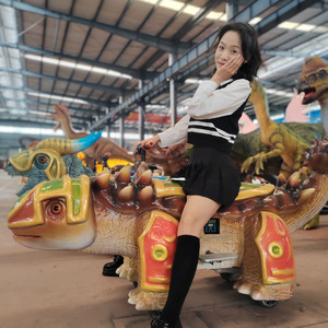 Modello di Dinosauro Cavalcabile per Bambini, Dinosauro Elettrico Montabile e Camminante per Parchi di Divertimento - Product Image 5