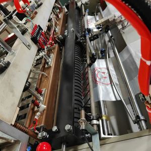Neue WETRUST <span class=keywords><strong>GDFR</strong></span> PLC Computergesteuerte Beutelformmaschine für Plastik-Einkaufstaschen und T-Shirt-Beutel 380V/220V 50HZ 1 Jahr Garantie - Product Image 6