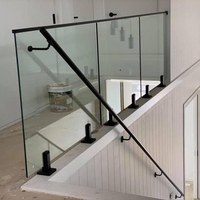 Balustrade intérieure en acier inoxydable et verre trempé, cadre fin sans cadre avec rampe à tiges pour escalier de villa et salon
