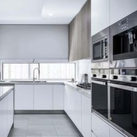 Nouvelle conception de maison préfabriquée de luxe moderne en conteneur, maison préfabriquée, magasin de café en conteneur personnalisé