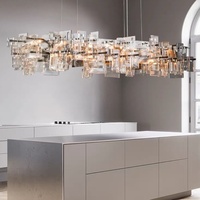 Lampe en fer et cristal rectangulaire sur mesure haut de gamme, design artistique, éclairage design pour restaurant et espace de restauration