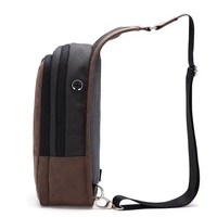Klassische braune Brusttasche für Herren, faltbare Schultertasche mit Verschlussknopf und bestickten Buchstaben