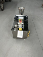 Machine automatique en acier inoxydable pour la fabrication de raviolis, samosas et empanadas, avec options de garniture à la viande et au chou