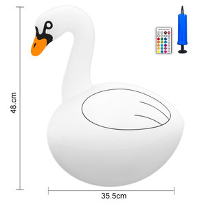 Bola Lampu Penerang Kolam Renang Penguin Flamingo Angsa Gurita Tiup Mengapung Tenaga Surya Luar Ruangan RGB 4W Tahan Air - Product Image 5