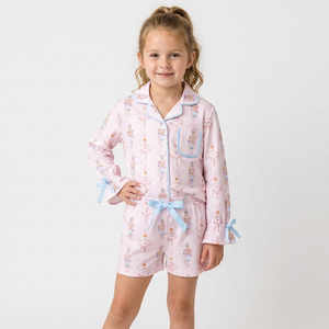 Pyjamas de Noël personnalisables pour filles, ensembles imprimés canne à sucre et casse-noisette, manches longues et shorts, vêtements de nuit mignons - Product Image 3
