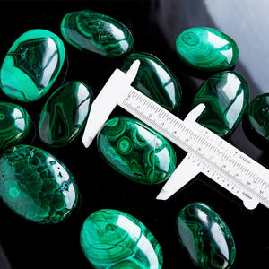 Pietre di Malachite Naturale YINGLAI all'Ingrosso, Cristalli a Tema Amore per Guarigione e Benessere - Product Image 3