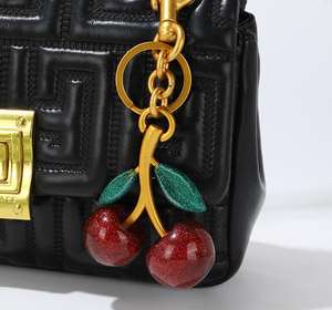 Llavero con Colgante de Cereza Exquisito, el Más Vendido, Decoración para Bolso de Mano o Bandolera, Accesorio de Alta Calidad para Bolsos - Product Image 6