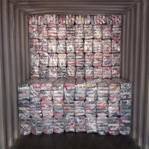 Trapos de camiseta de color grado B, 100% algodón, trapos de limpieza de algodón reciclado, trapos recuperados por KG - Product Image 1