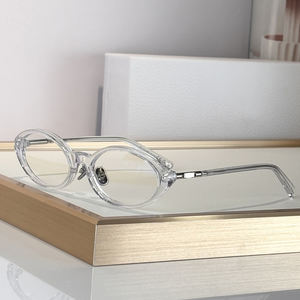 Gafas de Diseño de Alta Calidad para Mujer con Almohadillas Nasales Ajustables, Lentes con Protección Contra la Luz Azul, Estilo Universitario - Product Image 6
