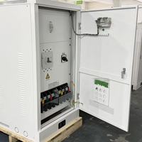 Régulateur de tension triphasé indépendant pour centre de données et instruments de précision 250 kVA