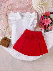 Nuovi <span class=keywords><strong>vestiti</strong></span> <span class=keywords><strong>estivi</strong></span> europei e americani per bambini con maniche arruffate per bambini camicia bianca + gonna a fiocco rosso Set di abbigliamento per ragazze 2 pezzi - Product Image 4