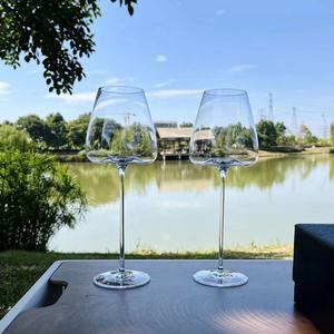 Calice da Vino <span class=keywords><strong>Rosso</strong></span> Bordeaux Elegante e Lussuoso Personalizzabile in Cristallo Ecologico 501-600ml Design Moderno e Minimalista - Product Image 2