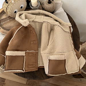 Tongxingyuan Girls Lambswool Suede Jacket Thickening Windproof Winter Coat With Hood For Kids - Product Image 3