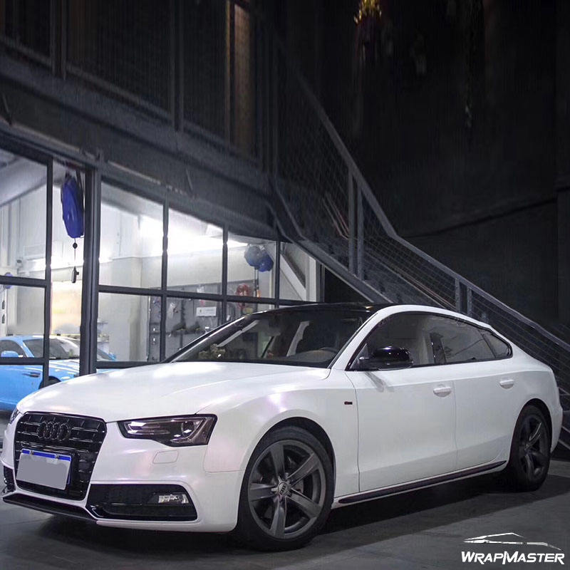 เคลือบสีขาวเป็นสีทอง