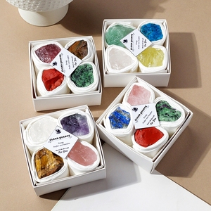 Coffret de pierres brutes naturelles des 12 signes du zodiaque, vente chaude, ornements de yoga pour la diffusion transfrontalière - Product Image 1