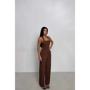 Conjunto de Traje de Pantalón Marrón para Mujer con Detalle de Bolsillo - Product Image 3