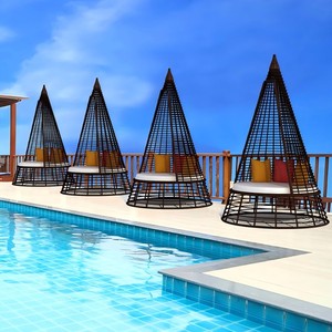 <span class=keywords><strong>Lit</strong></span> <span class=keywords><strong>de</strong></span> repos en rotin tissé <span class=keywords><strong>de</strong></span> style conique pour l'extérieur transat créatif pour patio hôtel solarium cour jardin villa loisirs cadre en aluminium - Product Image 2