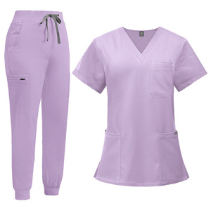 Divisa Infermieristica Moderna ed Elegante: Abbigliamento Medico alla Moda per il Lavoro - Product Image 1