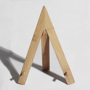 Soporte triangular de bambú para exhibir pasteles de Pu Erh, decoración del hogar, estante de madera maciza hecho a mano, duradero - Product Image 2