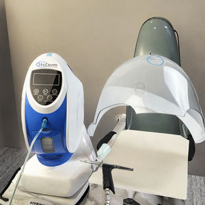 Machine d'infusion d'eau et de jet de dôme de masque facial de l'oxygène pur <span class=keywords><strong>O2O</strong></span> de haute qualité pour l'usage de station thermale avec la fonction d'injection - Product Image 3