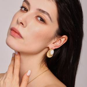 <span class=keywords><strong>Bijoux</strong></span> en cuivre d'<span class=keywords><strong>occasion</strong></span> avec boucles d'oreilles en glaçure de diamant tempérament exquis boucles d'oreilles plaquées or 18 carats en gros - Product Image 2