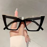 Gafas de Sol Estilo Punk con Borde Dorado para Mujer, Montura Negra Europea Americana, Sin Graduación