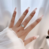 Bague d'anniversaire en argent S925 avec moissanite ronde incolore, testée et vérifiée par stylo, prête à être expédiée, fournisseur en gros de bijoux