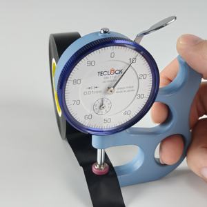 Ruban isolant ignifuge en caoutchouc adhésif flexible noir en PVC fabriqué en Chine pour faisceaux de câbles ROHS/ISO9001/ - Product Image 6