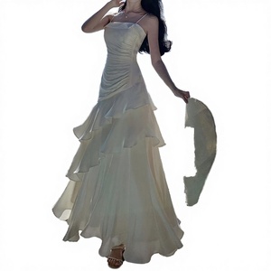 Robe d'été pour femme, style senior, pour cérémonie de maturité et anniversaire, de qualité supérieure, à col licou, à volants, mi-mollet, coupe droite, couleur unie - Product Image 3