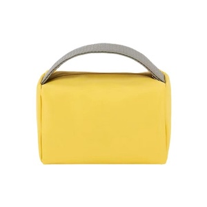 กระเป๋าเครื่องสำอางหนัง PU โลโก้แบบปรับแต่งได้กระเป๋าเครื่องสำอางแฟชั่นสไตล์ลำลองทันสมัยสำหรับการดูแลผิวการจัดเก็บผลิตภัณฑ์ใช้ในการเดินทาง - Product Image 3