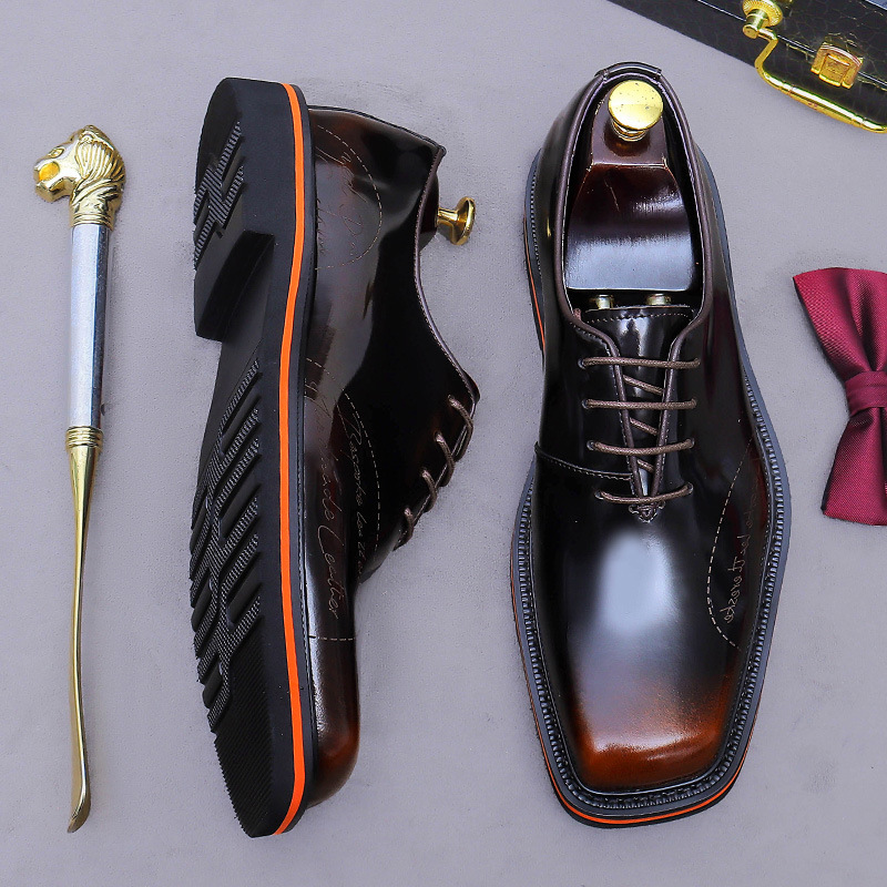 สีน้ำตาล