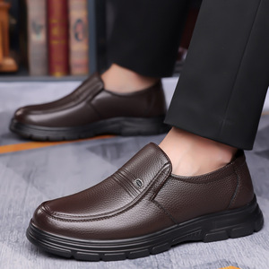 Mocassins en cuir véritable pour hommes, bout rond, à enfiler, semelle en caoutchouc antidérapante, toutes saisons, chaussures décontractées pour affaires - Product Image 5