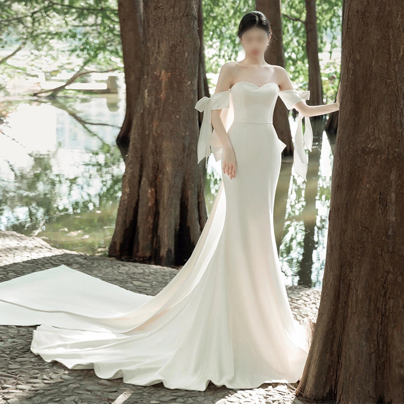 Low Price Classic European Style Wedding Dress Luxurious Glitter Lace |  Alibaba.com
