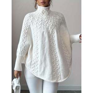 Poncho en tricot torsadé à col roulé blanc pour femmes - Product Image 5