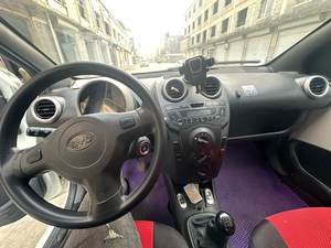 Voiture d'<span class=keywords><strong>occasion</strong></span> BYD F0 essence 1.0 2012-2015, traction avant, 5 places, conduite à gauche, avec caméra de recul - Product Image 4
