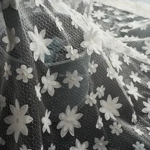 Rekabetçi fiyat 3D çiçek nakış tül kumaş beyaz gelin tül dantel kumaş High-end nakış
