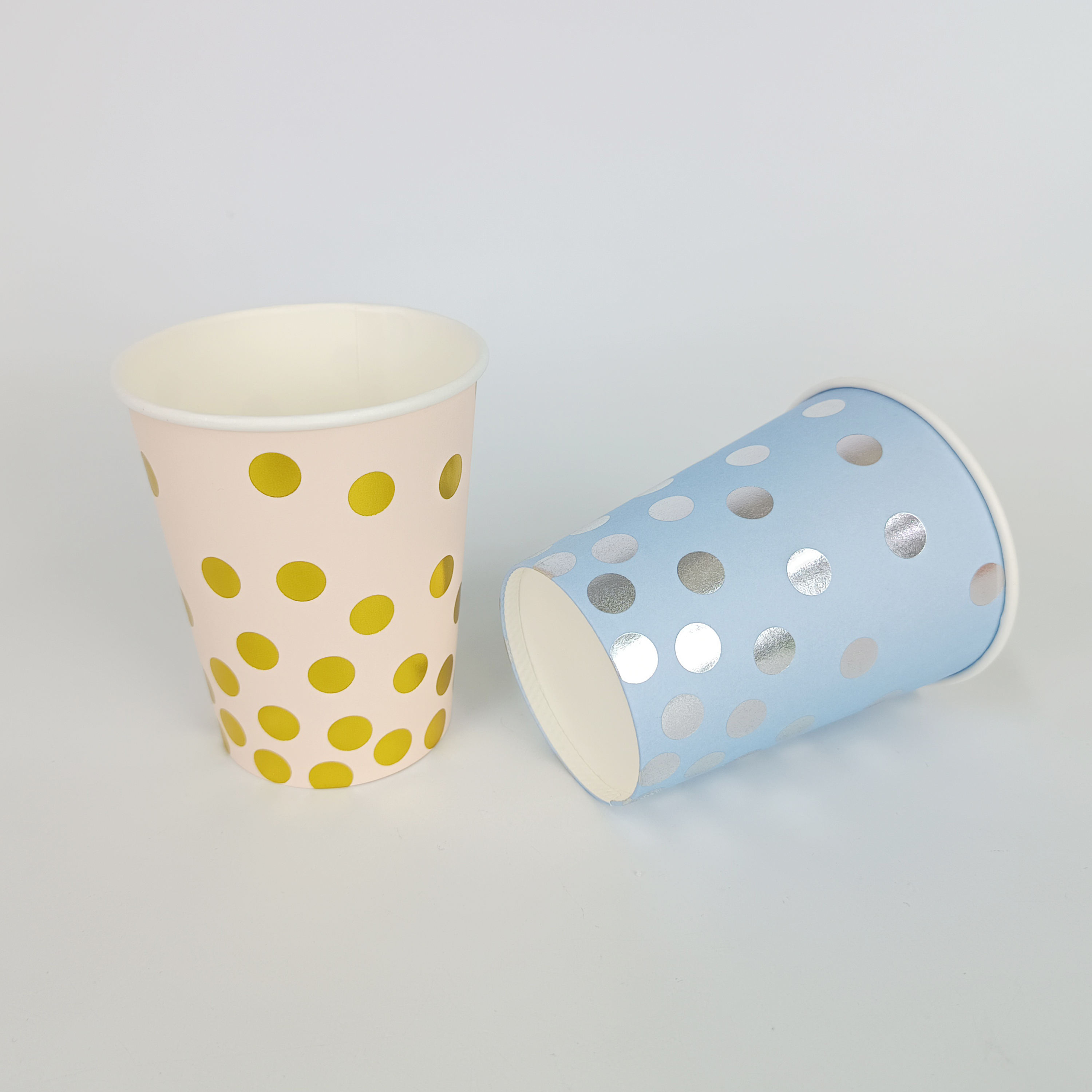 กำหนดเอง