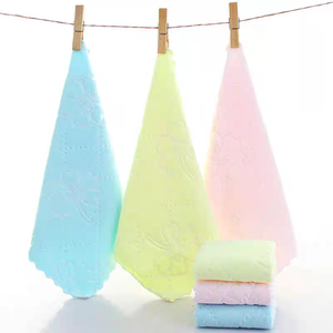 ओएम अनुकूलित 25x25 सेमी माइक्रोफाइबर रसोई तौलिया उभरा त्वरित-सूखा और पोर्टेबल कारखाना अवशोषण - Product Image 5