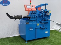 Machine automatique d'assemblage de supports de tubes en carton (support de profilés)