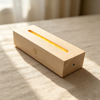Base de Lámpara de Madera de Haya con Interruptor Táctil de Doble Control, LED Cálido y Blanco Disponible, Funciona con Pilas AAA