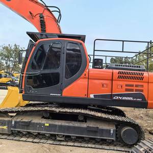 รถขุด Doosan DX225LC-9C น้ำหนักใช้งาน 22 ตัน พร้อมบุ้งกี๋ขุด สีส้ม - Product Image 1