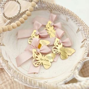Plaque nominative personnalisée en acrylique papillon, accessoires décoratifs gravés au laser, nom, logo, bijoux DIY, cérémonie de mariage - Product Image 2
