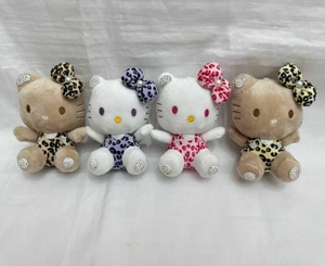 Peluche Hello Kitty da appendere 12 cm, motivo leopardato, decorazione per la casa, da appendere alla parete della cameretta dei bambini, tema animale moderno - Product Image 1