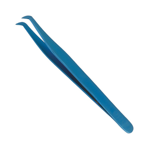 Pince à cils conçue pour les extensions de cils, prise en main fine, maintien confortable, adaptée à la maison ou à un usage professionnel. Fournisseur d'usine. - Product Image 1