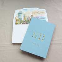 Invitations de mariage de luxe en forme de livret, couverture rigide en daim bleu, carte de mariage en acrylique miroir, monogramme en feuille d'or pour la cérémonie de mariage