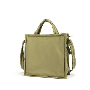 Luier Tote Tas Met Opvouwbare Aankleedkussen 2021 Trendy Super Licht Zachte Comfortabele