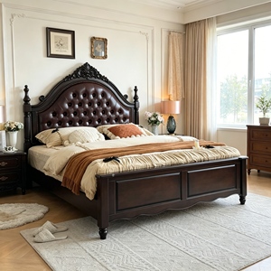 Nueva llegada: Cama de cuatro postes de madera maciza con cabecero floral tallado, tapizado de cuero marrón oscuro con capitoné de diamante y mesita de noche tallada con almacenamiento. - Product Image 6