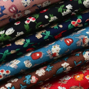 Tessuto floreale in Rayon di viscosa sottile e leggero traspirante per abiti estivi - Product Image 3