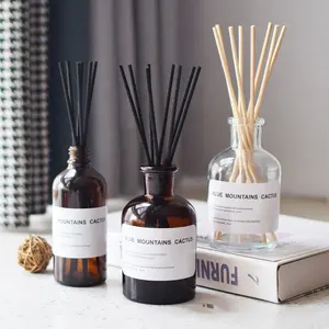 Aroma Fragrance Oil Unique Design Reed Diffuser Glass jar Set Flower Glass Time Soy Weight Material Shelf Reed Diffuser Bottle