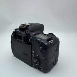 กล้อง <span class=keywords><strong>EOS</strong></span> <span class=keywords><strong>77D</strong></span> ของแท้จาก <span class=keywords><strong>Canon</strong></span> มือสอง กล้อง DSLR ระดับมืออาชีพ - Product Image 3